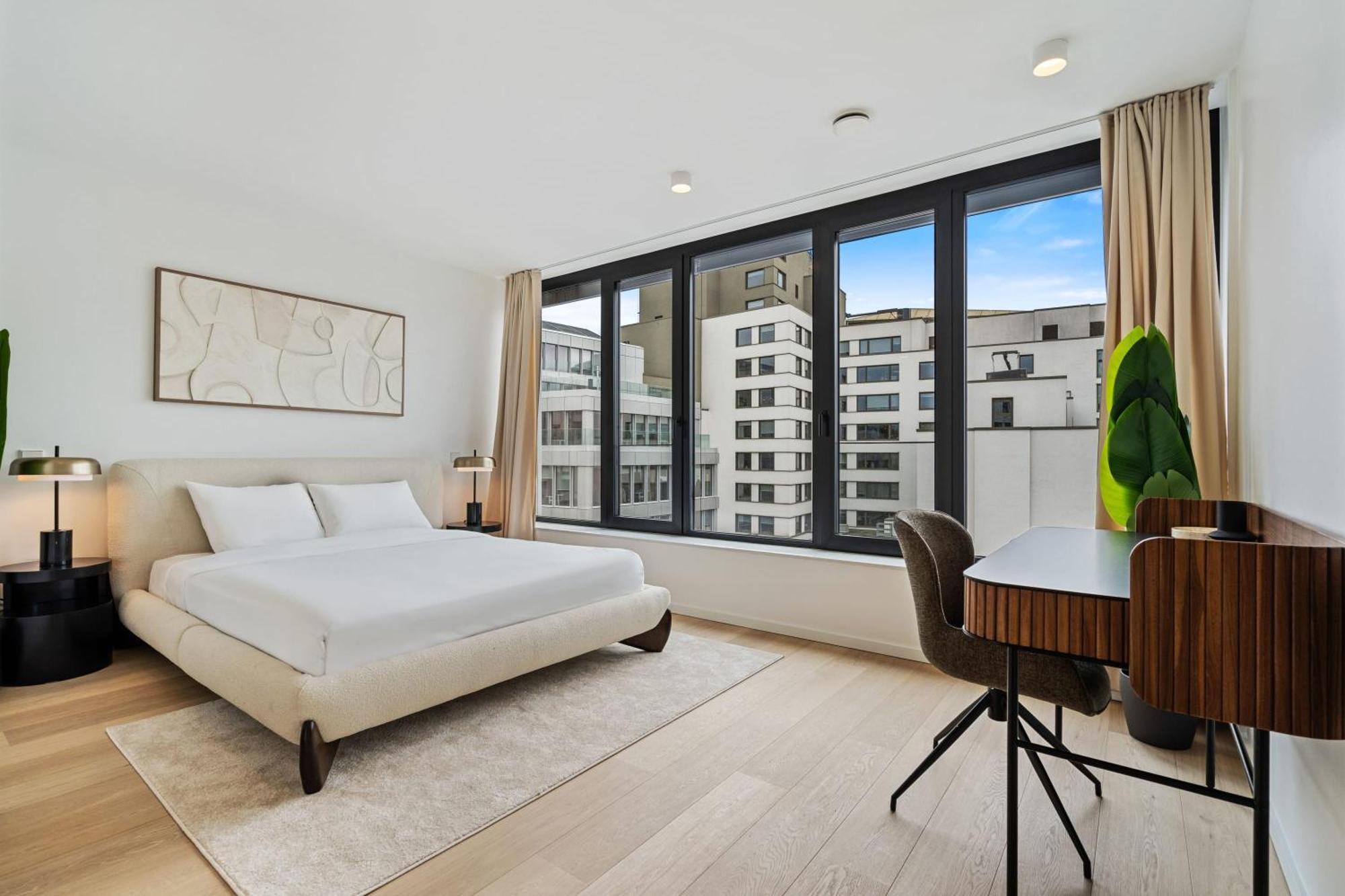 Upscale Urban Style & Comfort For Six Appartement Luxemburg