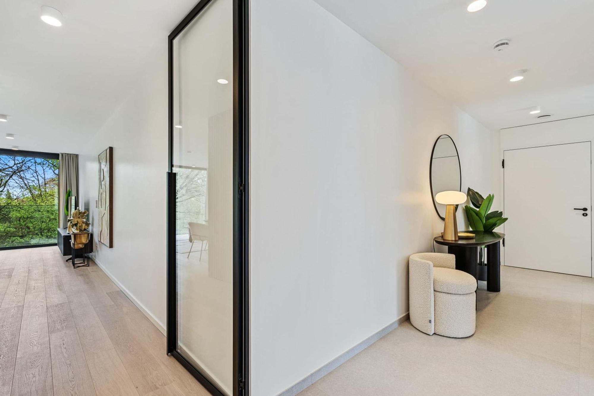 Upscale Urban Style & Comfort For Six Appartement Luxemburg
